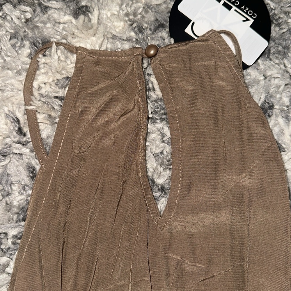 Sleeveless blouse - Picture 5 of 6